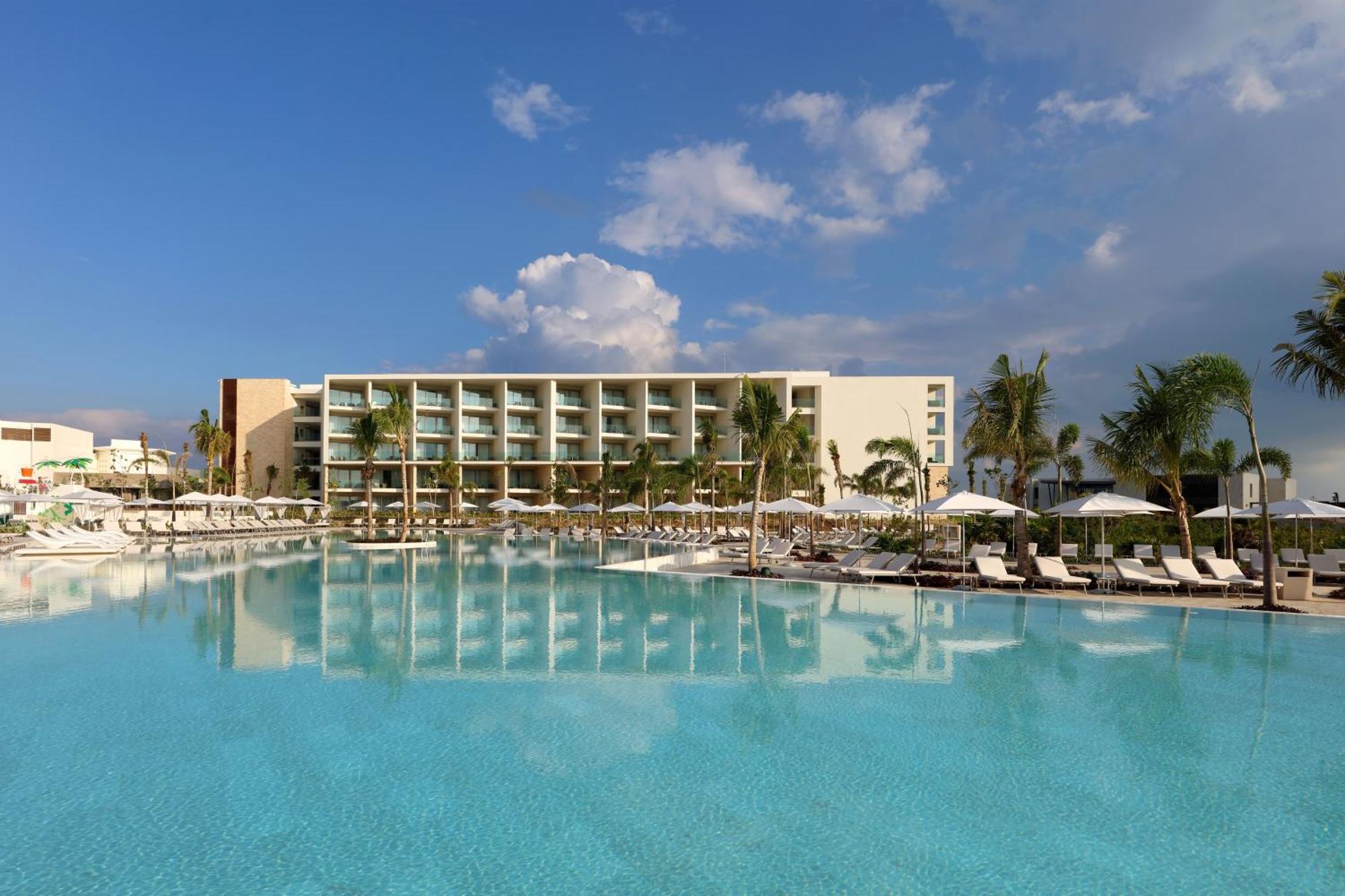 Family Selection At Grand Palladium Select Costa Mujeres Канкун Екстер'єр фото