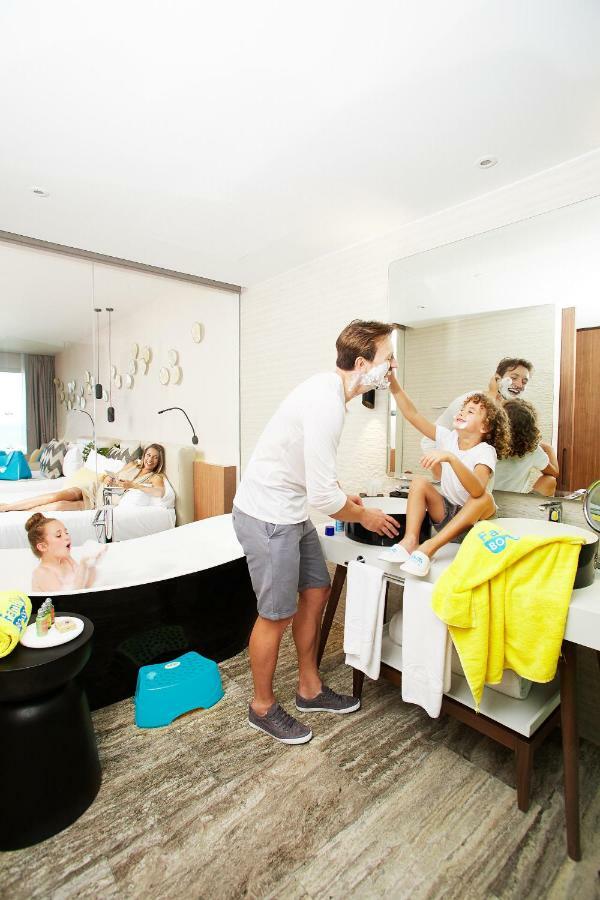 Family Selection At Grand Palladium Select Costa Mujeres Канкун Екстер'єр фото